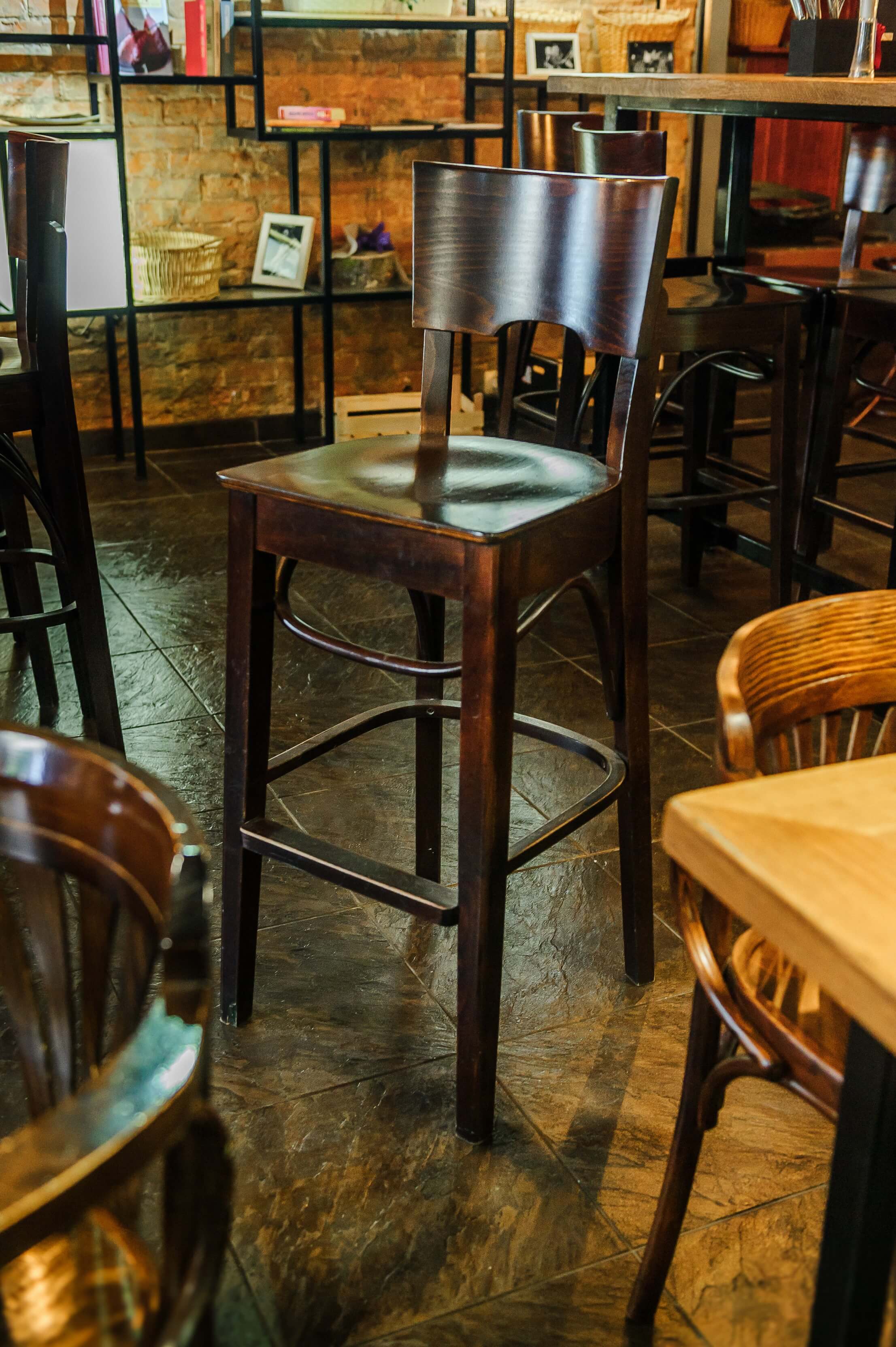 Барные стулья для кафе и ресторана